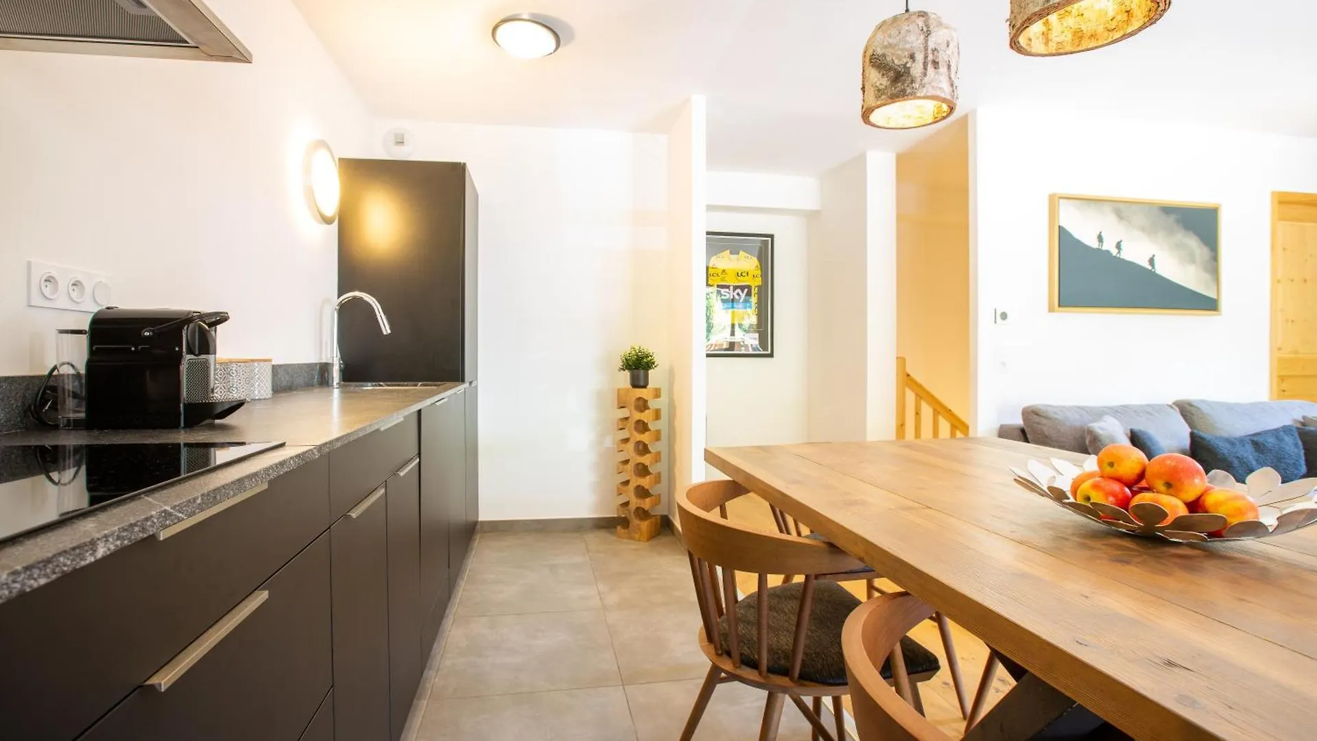Elegant 3-Bed Duplex With Balcony & Mountain Views Apartamento Morzine França